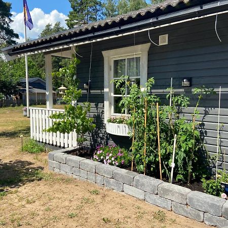 Stuga Pa Oeland Algutsrum Exterior photo